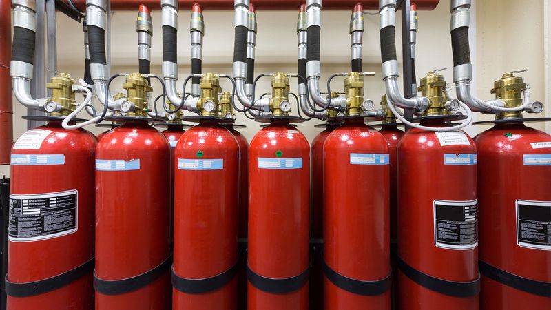 Газовая установка для тушения пожара