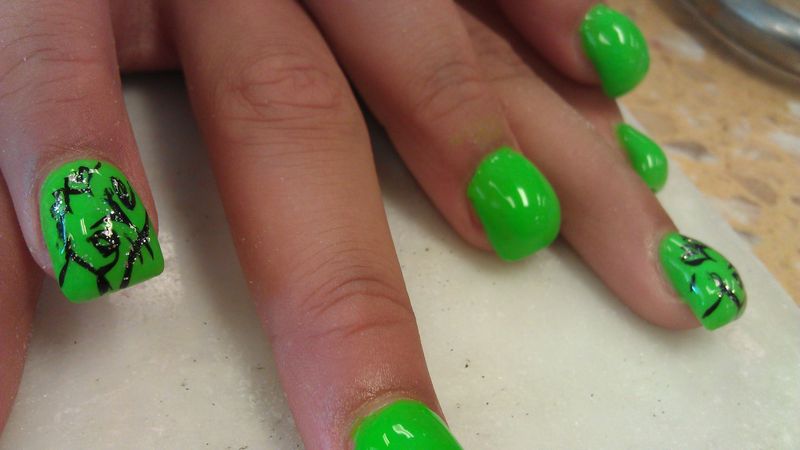Bubble nails