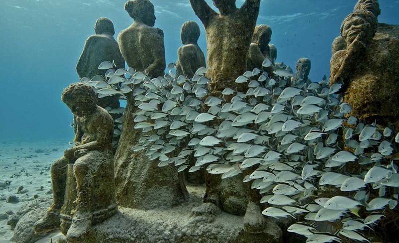 Подводная скульптура