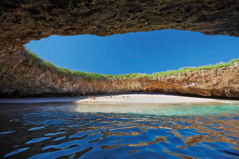Hidden Beach (Мексика)